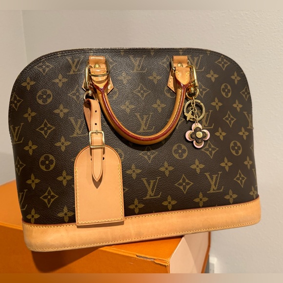 LV ALMA PM Monogram - Picture 3 of 14